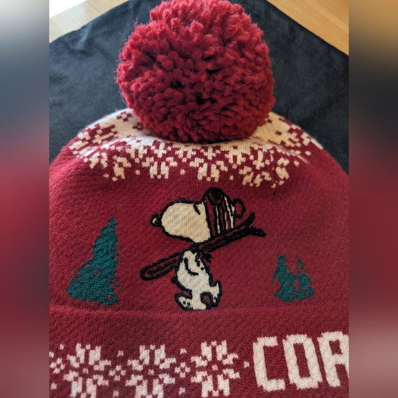 Coach Accessories - Coach X Peanuts Snoopy Limited Edition Beanie